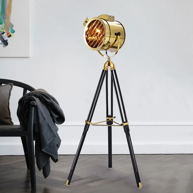 Floor Lamp Tripod - الشمال الإبداعية مصمم الفولاذ المقاوم للصدأ
