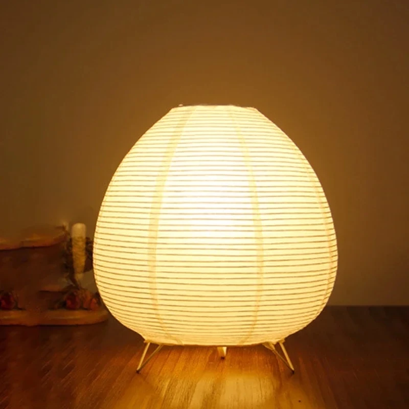 Floor Lamp Tripod - مصباح طاولة ليد ياباني من ورق