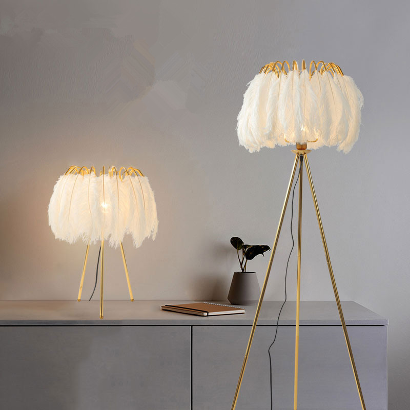 Floor Lamp Tripod - مصباح أرضي حديث لغرفة المعيشة وغرفة