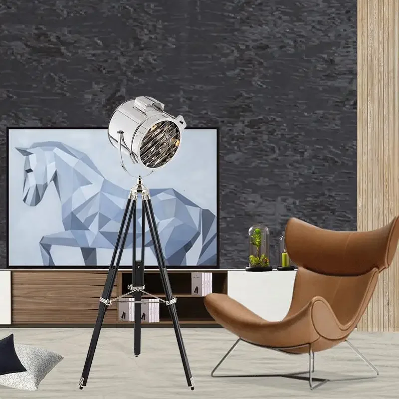 الشمال الإبداعية مصمم الفولاذ  - مراجعة Floor Lamp Tripod وسعره