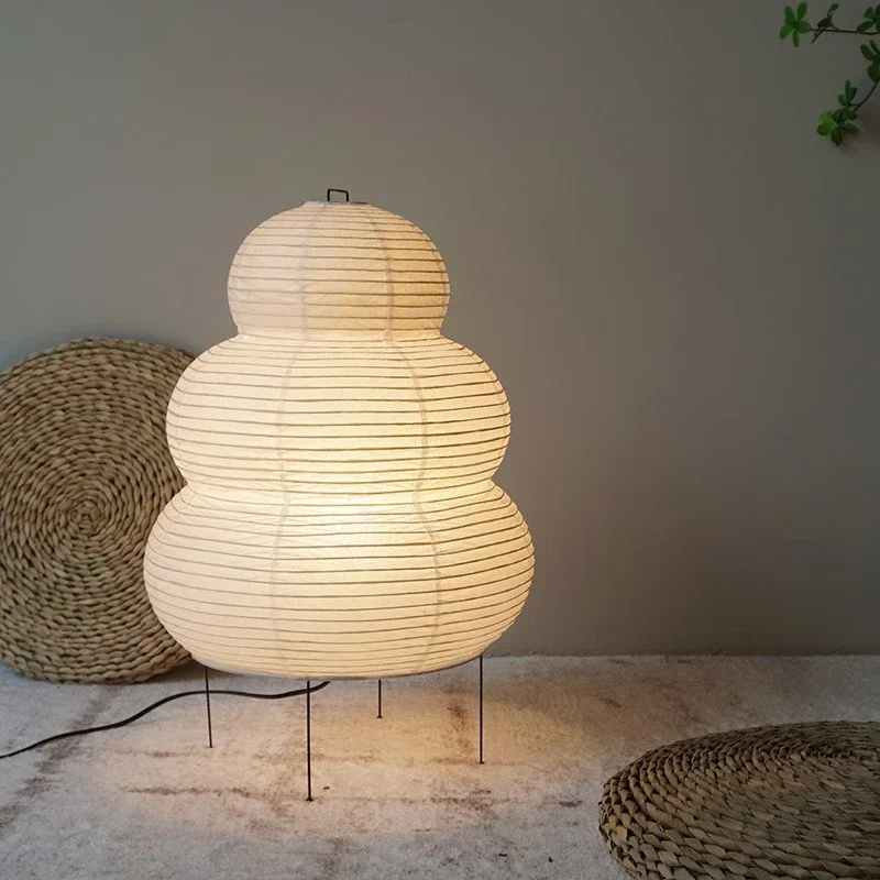 مصباح طاولة أكاري نوجوتشي يونغ - مراجعة Floor Lamp Tripod وسعره