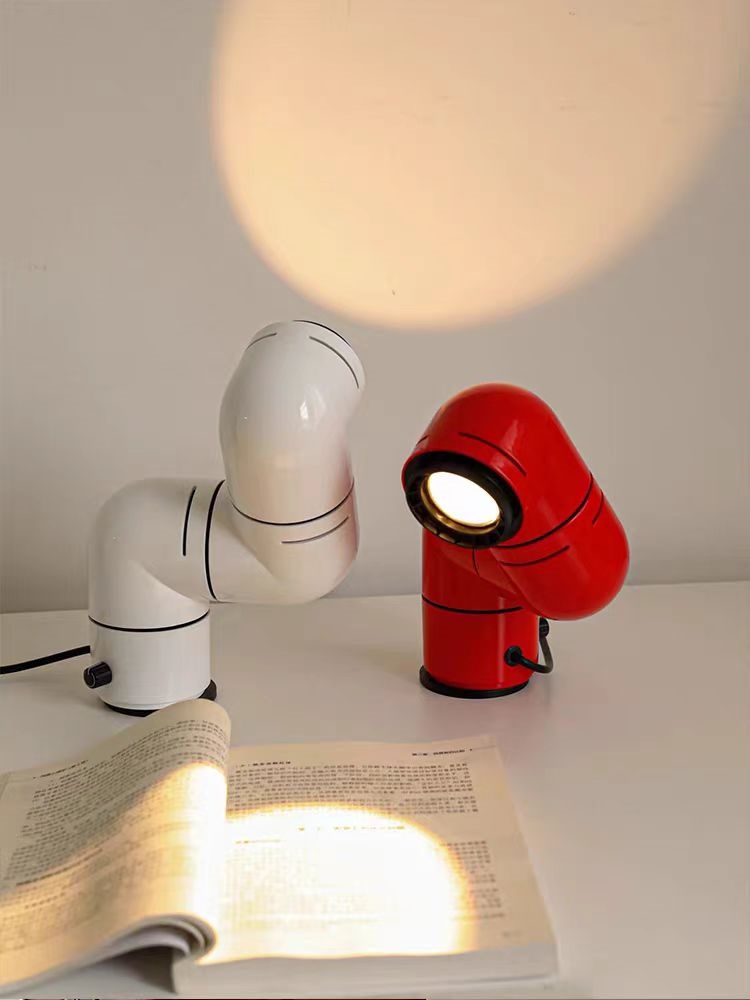مصباح أرضي إسباني بتصميم عصر ا - مراجعة Floor Lamp Tripod وسعره