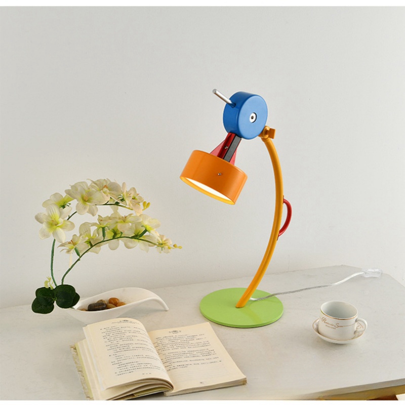 الحديثة الإبداعية اللون الكرتو - مراجعة Floor Lamp Tripod وسعره