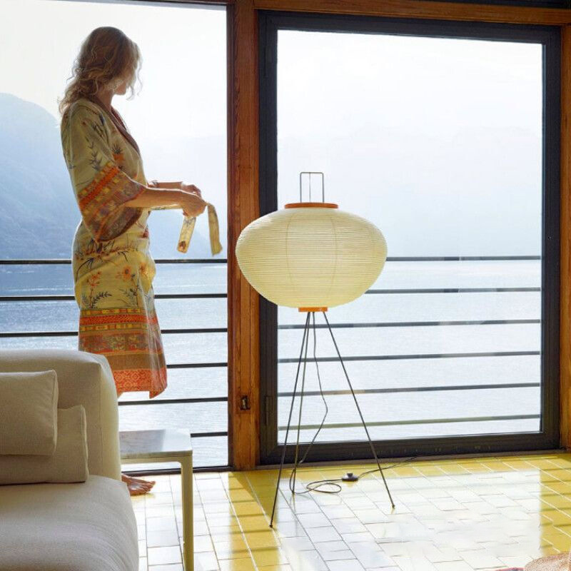 اليابانية Noguchi Akari الأرز  - مراجعة Floor Lamp Tripod وسعره