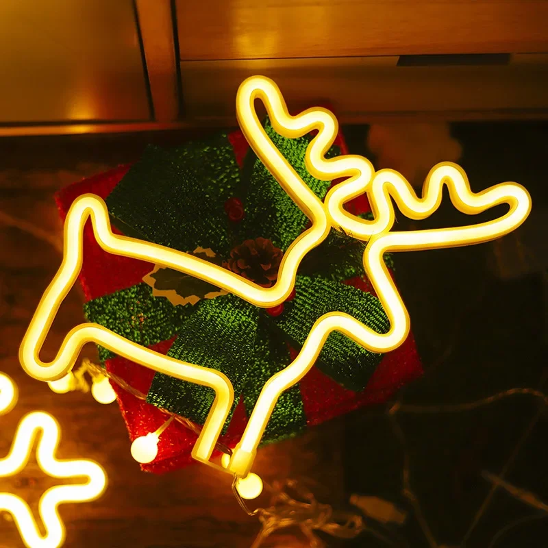 جوارب عيد الميلاد LED ضوء علام - مراجعة Wall Decor Lighting Tree وسعره